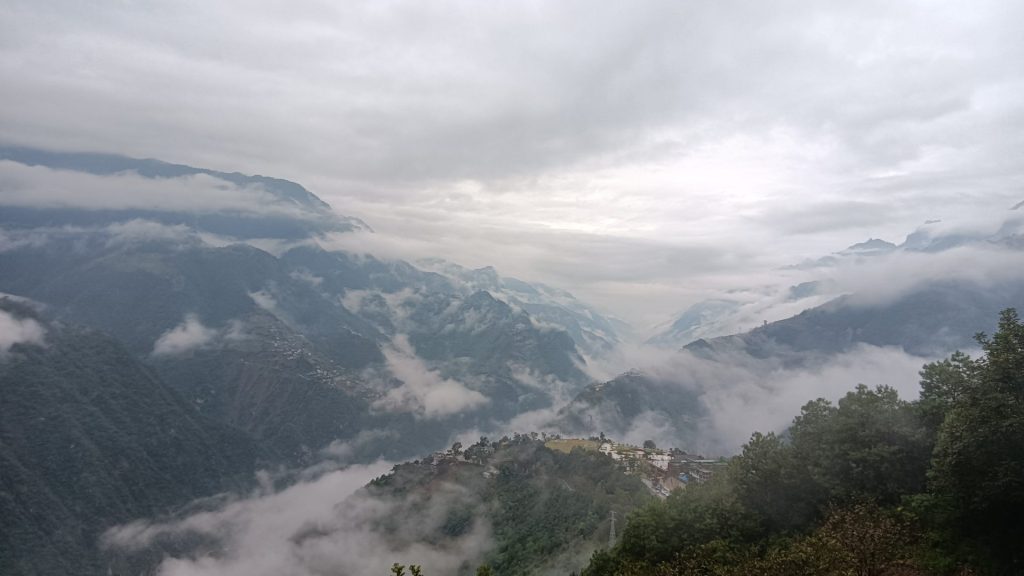 雲南　旅行